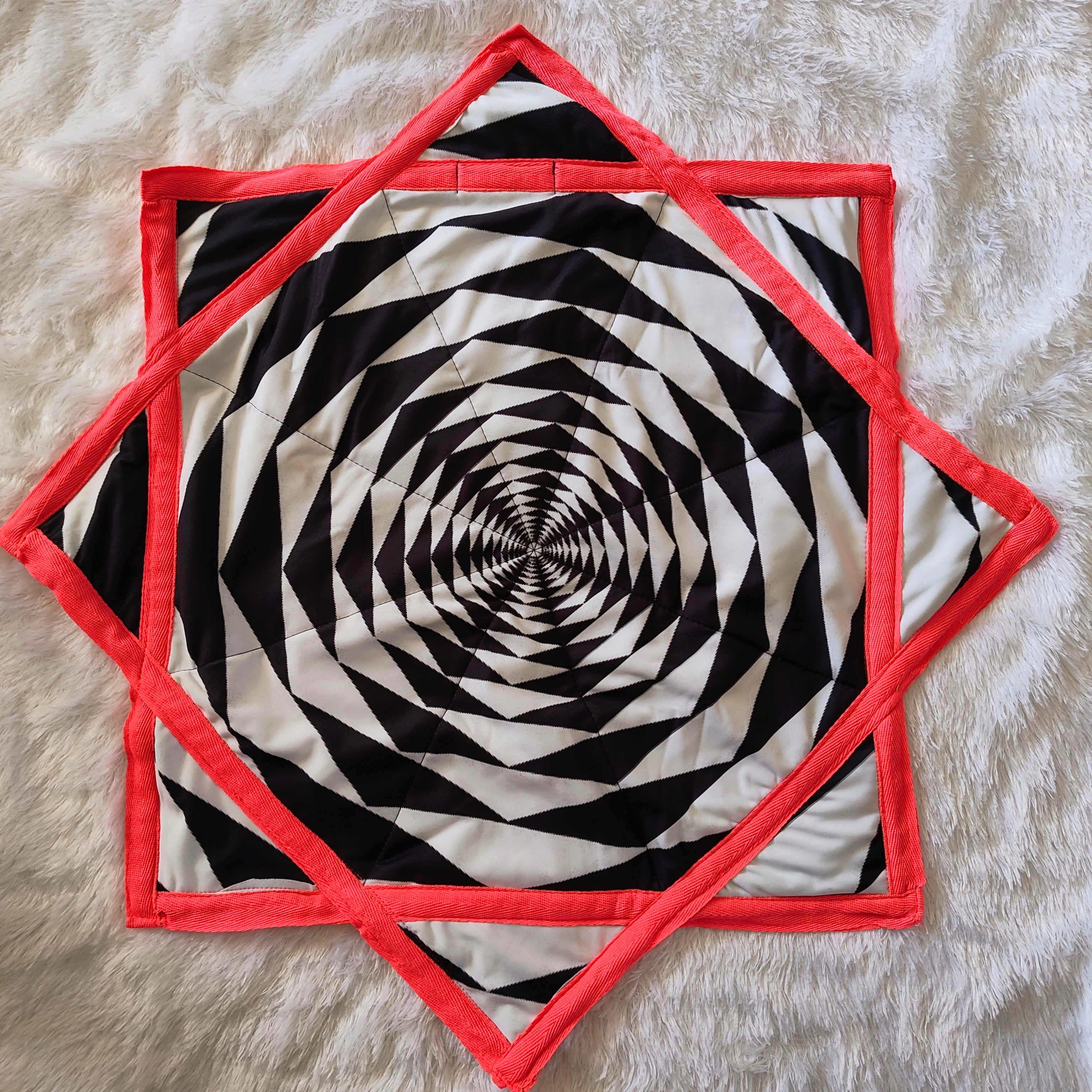 Black Trippy Dapostar l Neon Spinning Cloth